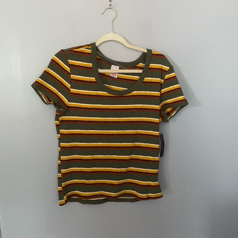 No boundaries ribbed striped T-shirt xxl NWT
